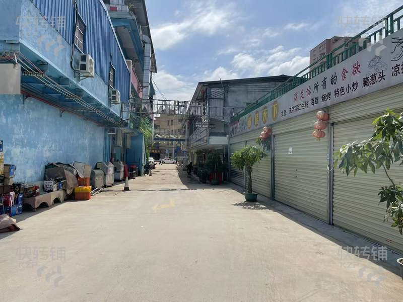 塘廈大坪燒烤夜宵店轉讓【美食廣場內、門口大超市，外擺空間大，停車方便】
