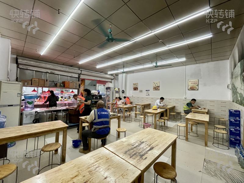 南城“萬象府”小碗菜餐廳轉讓【日營業3500+，南城CBD中心、公交站臺、多個高端小區、人流繁華地段】