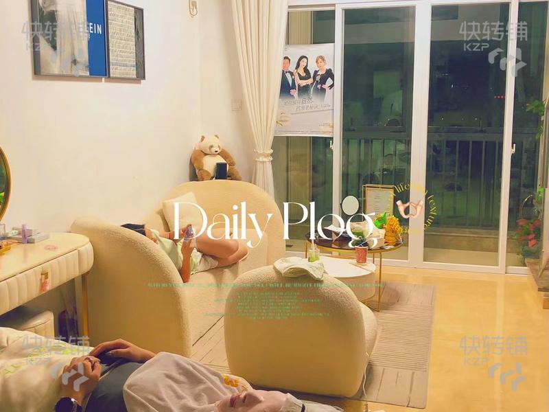 南城蜂匯廣場美容工作室轉讓【樓下就是商鋪廣場，人流量大，美團評分高，口碑好 】