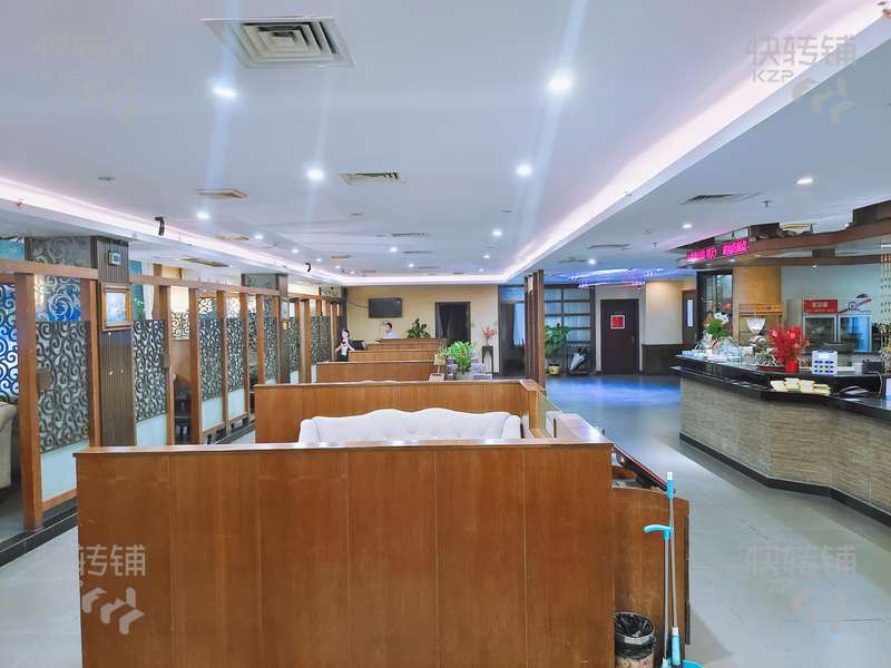 厚街珊瑚路‘咖啡西餐廳’+棋牌室轉(zhuǎn)讓【經(jīng)營20余年、路口位置、 超大招牌、多個(gè)停車位、知名度高、可空轉(zhuǎn)】