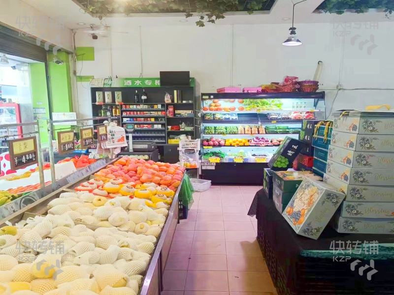 東城‘樟村南路’水果店轉讓【營業額5000+左右、轉角進出位、公寓出租房多】