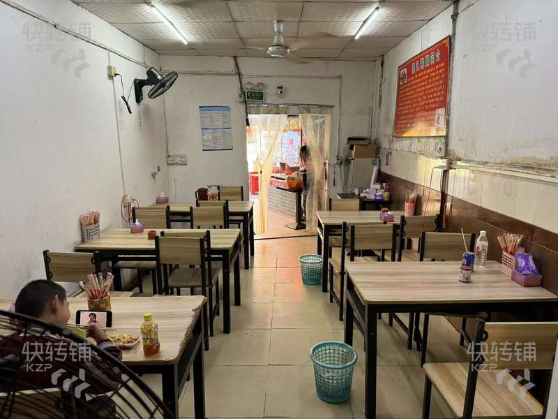 鳳崗鳳翔路‘快餐店’轉讓【經營長達7年以上、老客戶多、附近工廠工業區公寓住宅環繞，有穩定團體訂餐】可外擺