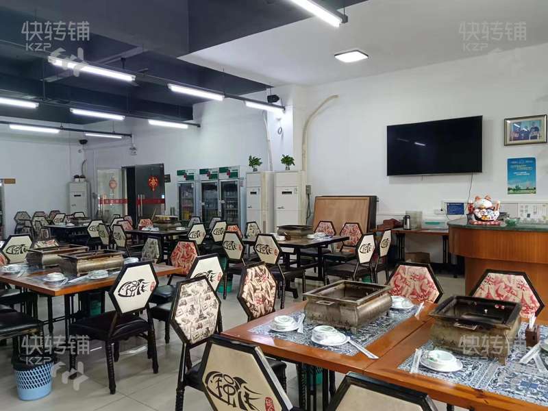 低價急轉 。厚街厚沙路餐廳轉讓，可外擺【和興裝飾材料城拐角位置，一排餐飲店，消費集中，內部可用空間大，合適各種餐飲項目】