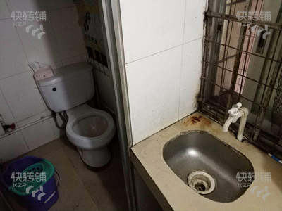 福田岗厦 临街 门面 旺铺 40平转让，位置好