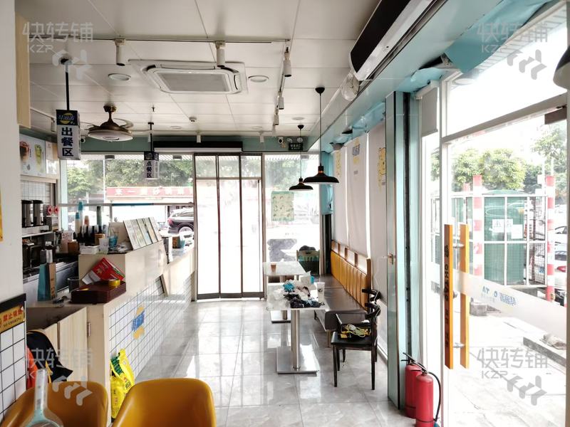 虎門沙角‘商場門口’冷飲店轉讓【經營10多年、購物廣場出入口位置、宵夜一條街、工業與住宅區集中】