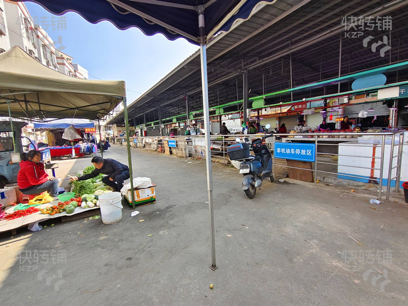 2.8萬低價出，清溪廈妮市場奶茶小吃店轉讓【出入口位置、經營6年時間熟客多、門口可以外擺8~9張桌】