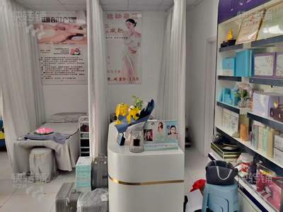 石排石崇大道臨街旺鋪’美容店‘轉(zhuǎn)讓【旁邊夜市街、向西商業(yè)街、周邊工業(yè)區(qū)住宅多】