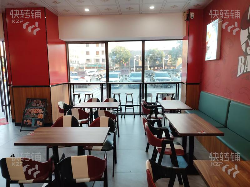 塘廈迎賓大道‘漢堡店’轉(zhuǎn)讓【雙轉(zhuǎn)角位、裝修精致、樓上小區(qū)公寓、紅綠燈十字路口轉(zhuǎn)角位置】可空鋪