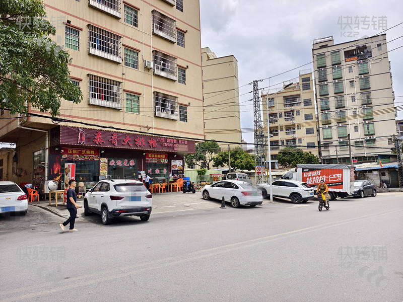 大岭山‘新塘工业区’大排档转让【处美食一条街、工厂、住宅多、固定工厂订餐、门口外摆大】
