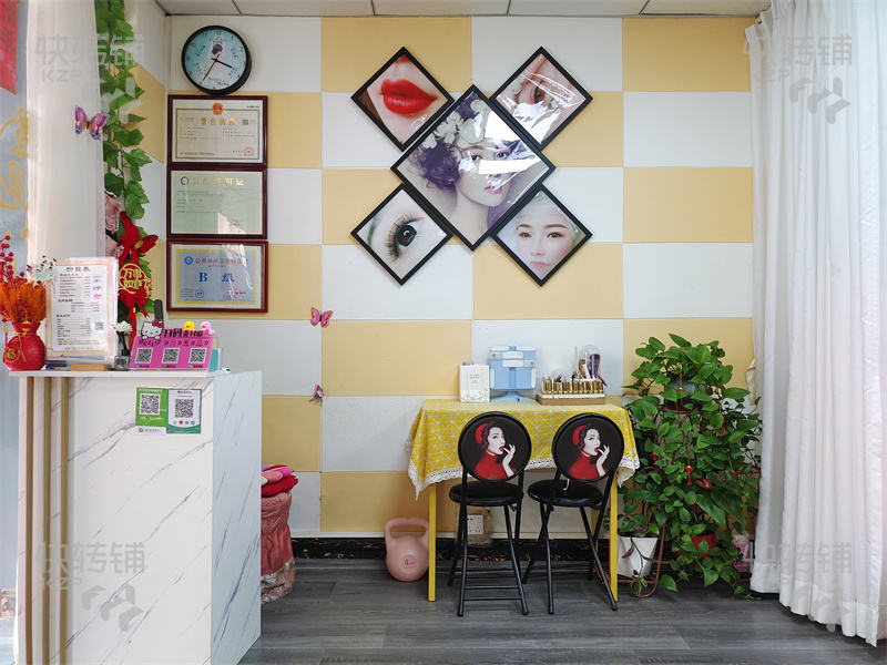低價急轉！！鳳崗‘沃爾瑪’對面美容養生店【已經營4年多、公寓樓下、老客戶多、前面商業街、周圍大廈、住宅、小區樓盤、工業區圍繞、人流集中】