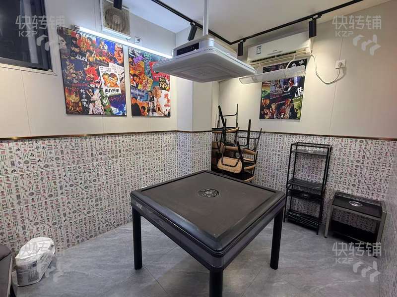 厚街溪頭‘茶餐廳’轉讓【富嘉生活廣場正對面、挨近十字路口、周邊工廠密集、住宅公寓多】