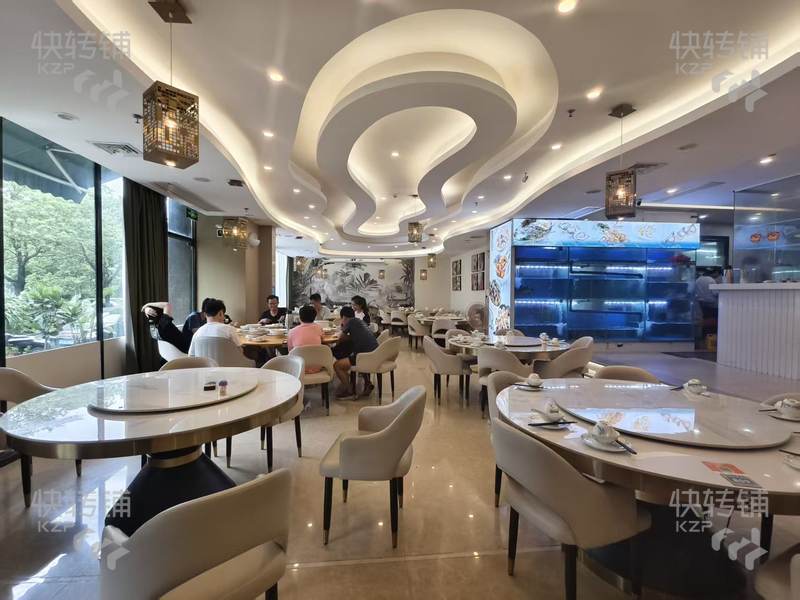 大嶺山‘新世紀領(lǐng)居’餐飲店/招早市合作【萬人大型小區(qū)、轉(zhuǎn)角位、裝修豪華、門口免費停車】