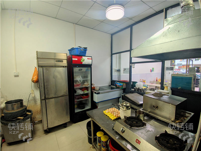 橫瀝‘寶翠花園’早餐店轉讓【門口美食步行街和廣場、旁邊華潤、周邊多個小區】