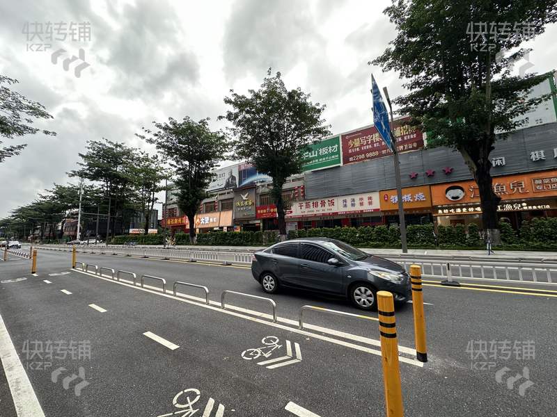 南城‘宏七路’ucc桌球俱樂部轉讓【月營業額30多萬、十來個助教、豪華裝修、西平中心地段、屬商業中心、高端消費富人區、回頭客戶多】