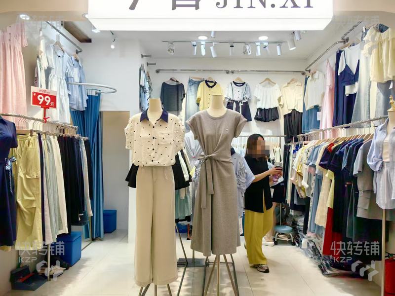 石龍‘金沙灣購物廣場’女裝空鋪轉(zhuǎn)讓【真正的人流旺鋪，隨時考察人流量，商圈人氣旺，美食街，夜市街】