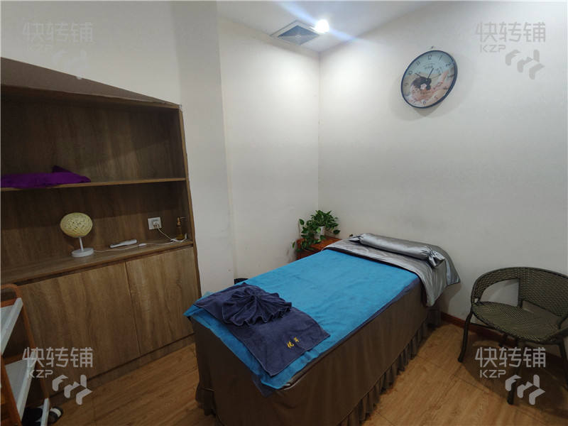 厚街’卓越維港‘養生采耳店轉讓【6年老店、豪華裝修、多個小區、萬科商圈、每天平均客戶到店10-20個】