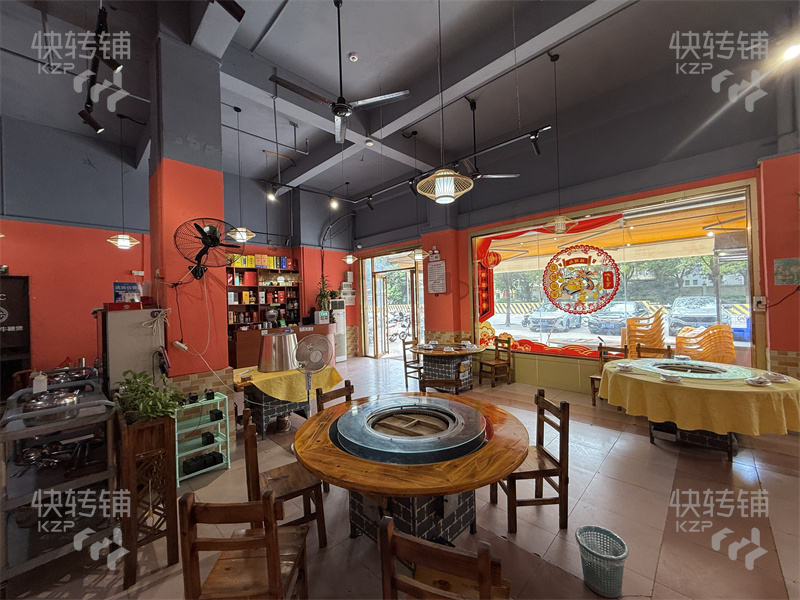 茶山沙墩沿溪路‘餐飲店’轉讓【經營2年、正對2個大廠正門口、周邊都是工廠、大廈、出租房】