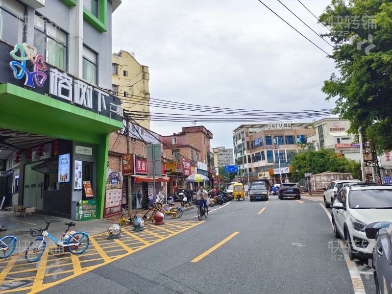 南城‘香園路’奶茶店轉讓【4年老店、外賣單量月做2000單以上、寫字樓進出入口處、附近萬科769創意產業園、城市風景街】可空鋪