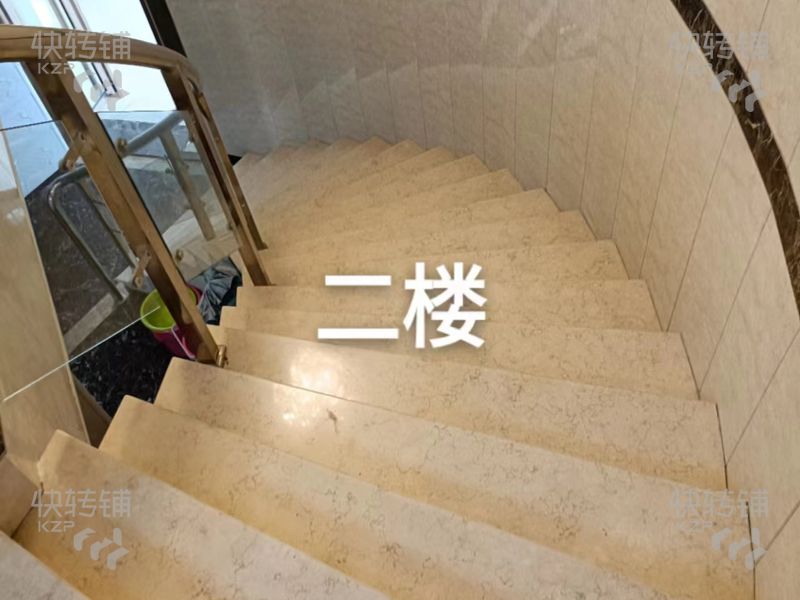 樟木頭人民醫院對面美容院轉讓【20年老店客源、會員2000余位、大轉角位、處鎮中心地段】