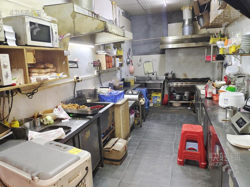 石碣“明珠西路”奶茶漢堡店轉(zhuǎn)讓【6年老店、雙門面、旁十字路口、對(duì)面臺(tái)達(dá)電子廠門口、廠人數(shù)6000-7000、人流量大】