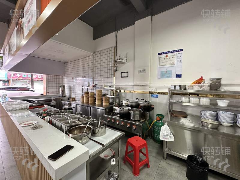 企石‘工業區’面館快餐店轉讓【生意較穩定、旁邊有超市、衛生所、酒店、市場、學校等、主街道近路口處、競爭小】