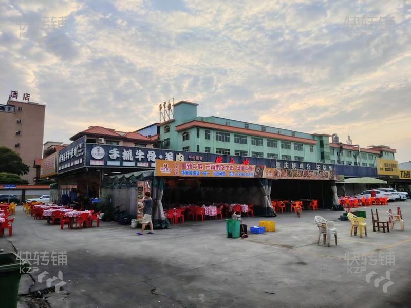 企石‘金誠(chéng)購(gòu)物廣場(chǎng)入口處’夜宵店轉(zhuǎn)讓【處購(gòu)物廣場(chǎng)、餐飲夜市一條街、工業(yè)園區(qū)和住宅區(qū)圍繞】