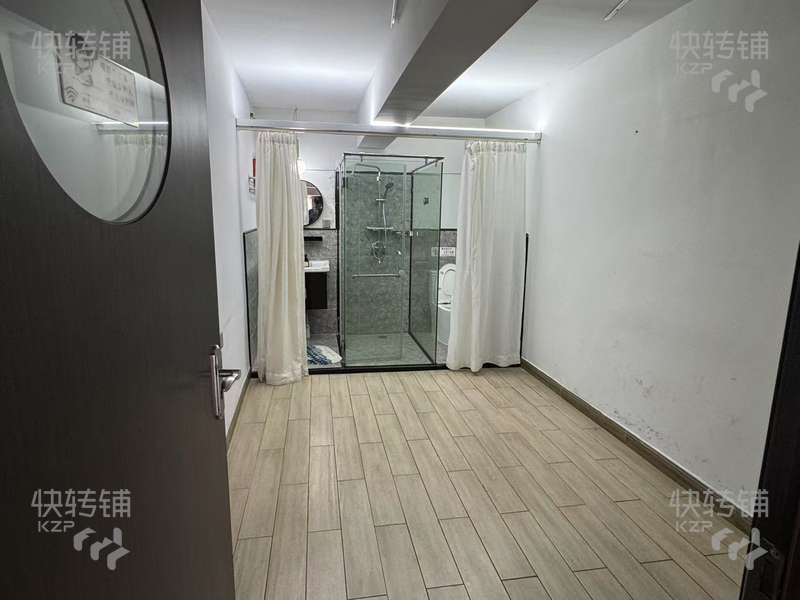 寮步‘萬潤廣場’精美裝修空鋪房東直租【小區樓下、高端小區聚集、商圈自帶流量、無行業限制】
