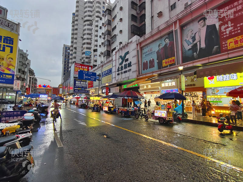 虎門黃河時裝城旺鋪招租【適合行業(yè)多，商圈人流量大，對面永業(yè)鞋城、中心繁華地段、美食街商業(yè)一體】