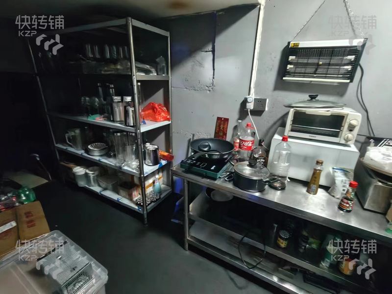 急轉?。?！長安’萬科廣場‘金街清吧轉讓【帶駐唱舞臺、附近公寓住宅、商場、小區、商業街等】可空轉