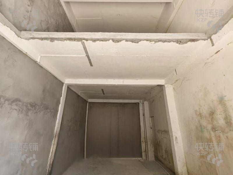 萬(wàn)江街道囍舍文創(chuàng)園旺鋪招租【商業(yè)街路段，人流集中，適合飲品、小吃、咖啡】