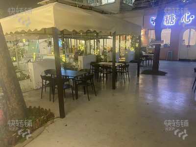 石龍奶茶小吃店轉讓【體育公園附近，外擺空間大、人流穩定】