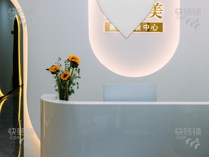 虎門碧桂園‘美容院’空鋪轉(zhuǎn)讓/適合多種行業(yè)【近萬達(dá)、萬科、精裝修、附近多個寫字樓、住宅區(qū)】