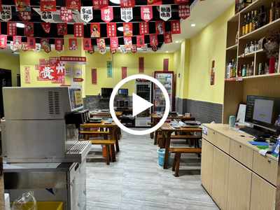 深圳平湖工業(yè)大道宵夜火鍋店轉(zhuǎn)讓【周邊小區(qū)公寓住宅，寫(xiě)字樓，商場(chǎng)，工廠，人流集中，門(mén)口外擺區(qū)域充足】