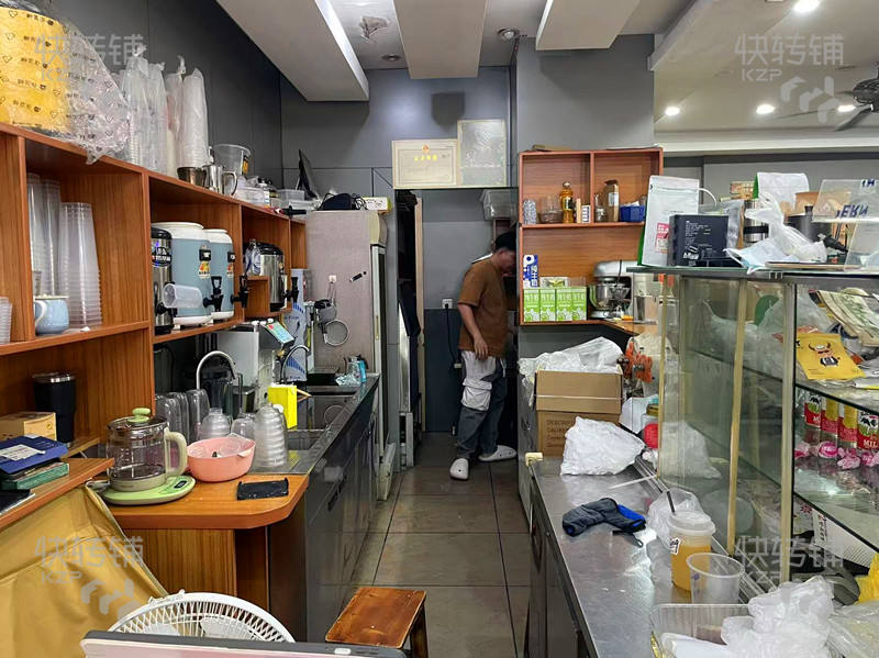 （可空轉）寮步理工學院門口飲品店轉讓【對面是鑫邁斯健身會所、學校門口處、在校師生大約3萬多人】