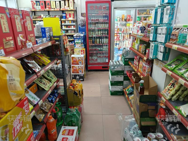 萬江‘勝利幼兒園’旁便利店轉讓【10年老店，靠近十字路口處，處幼兒園旁、住宅小區人群集中】