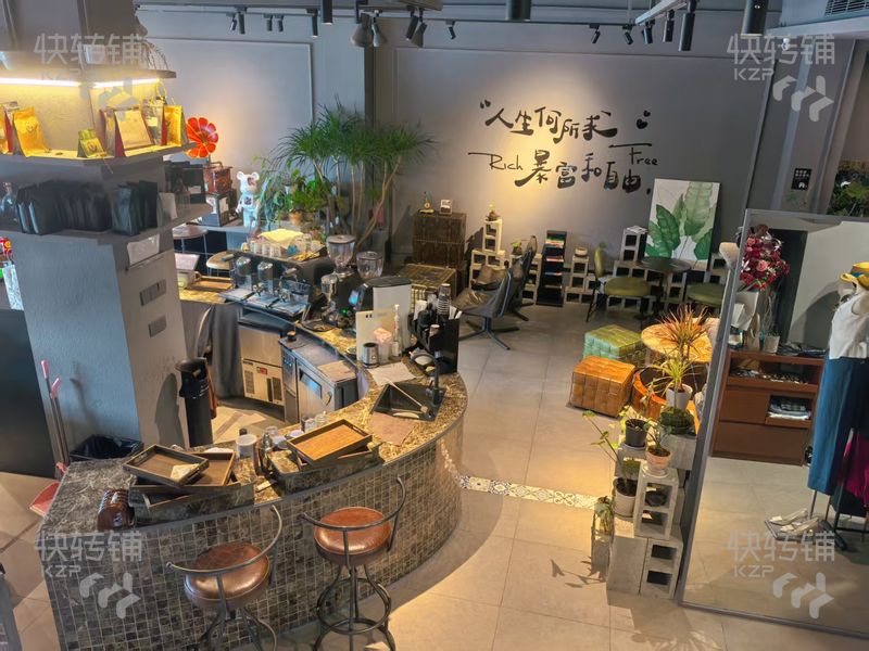 常平翔龍天地旁茶飲咖啡店轉讓【周邊有大型購物廣場、多個小區、學校人流量大】