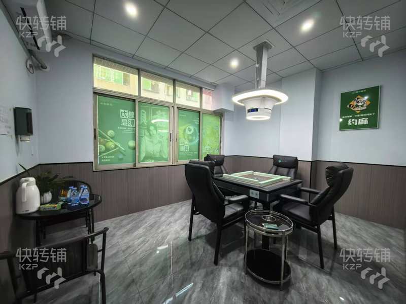石碣彩虹西路自助臺球棋牌室轉讓【商貿城地段，美食街，住戶密集，靠近萬和百貨，每天進店顧客穩定】