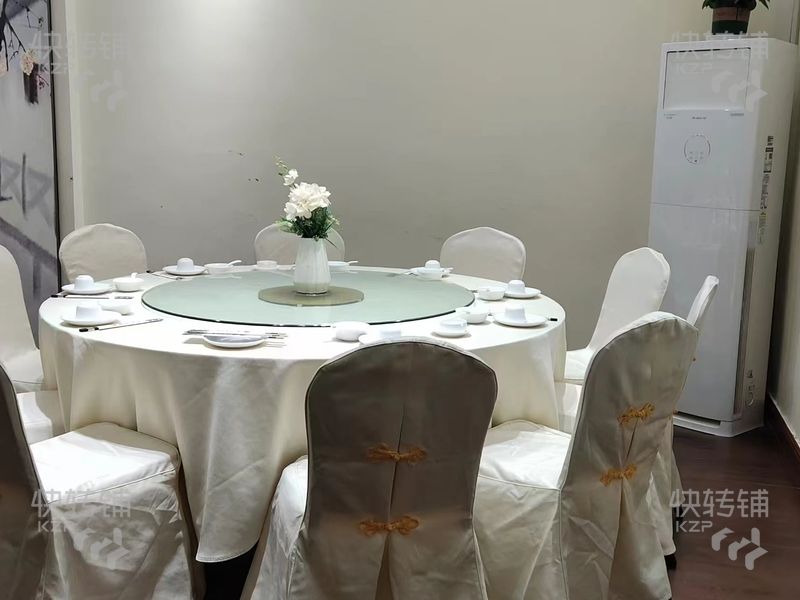 看店請提前預約！！！長安烏沙光輝家具城粵菜酒樓轉讓【旁邊酒店、沐足，靠近大潤發，周邊工廠密集，裝修高端、停車方便】