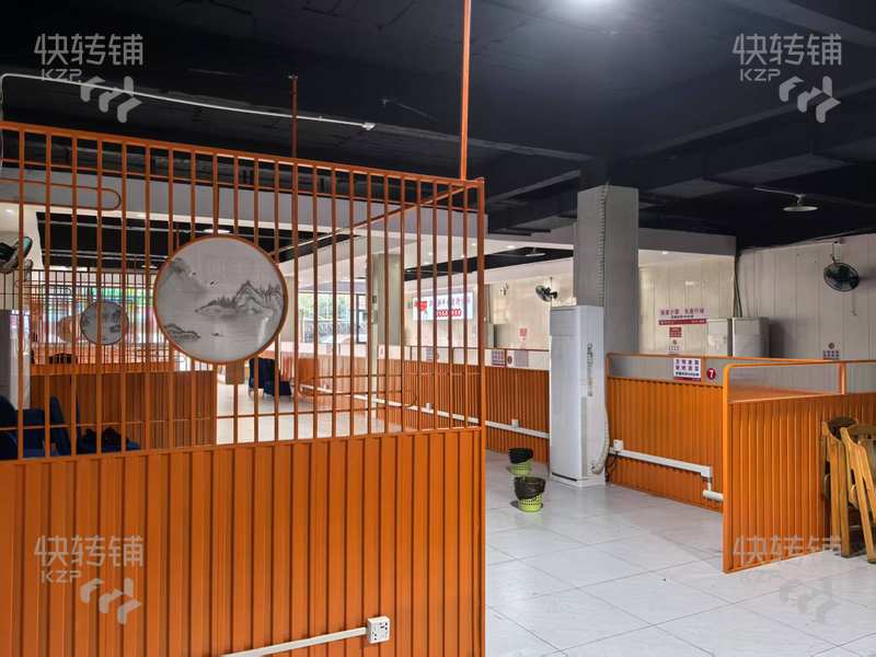廣州新塘“東華”火鍋店轉讓【大招牌，美食廣場停車位多，交通便利，合適各種餐飲項目入駐】