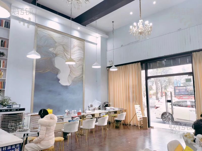 南城步行街‘美甲美容店’轉(zhuǎn)讓【正對(duì)城市風(fēng)景街、長(zhǎng)達(dá)20年老店、會(huì)員1W+、口碑好、接手賺錢(qián)】