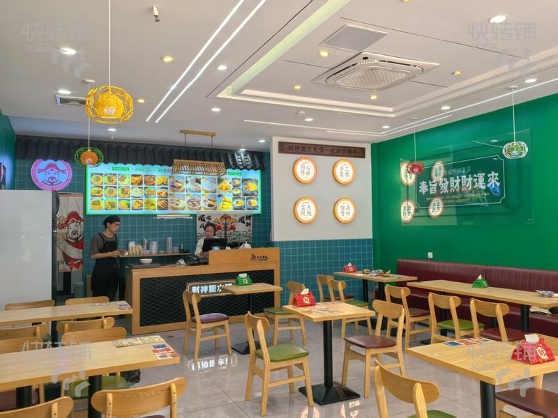 大嶺山加盟糖水餐飲店轉讓【可空鋪、旁邊是沃爾瑪、周邊小區樓盤集中，人流量旺】
