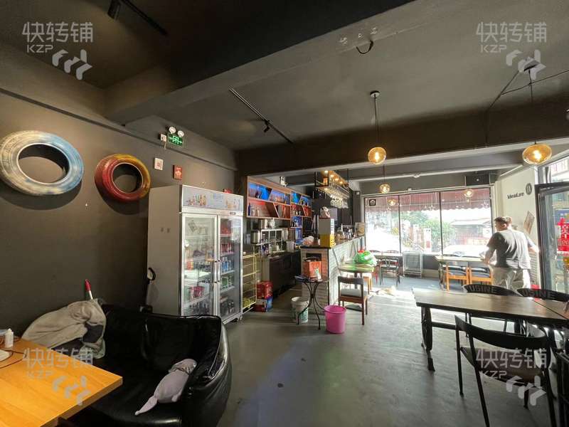 東城塹頭夜宵燒烤店轉(zhuǎn)讓【盈利中、五年老店、外賣月單量2400+、住宅區(qū)圍繞、可外擺】