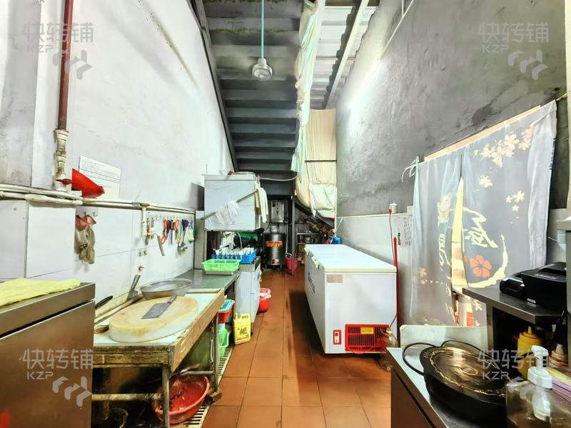 南城下壩火鍋店轉讓【經營3年、江邊有大外擺區，近文化廣場，上田創意園入口處，停車場入口】