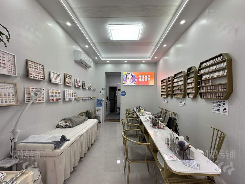 南城銀豐路熱鬧夜市街美容美甲店轉讓【客源500+，旁邊多個酒店、寫字樓、KTV、住宅樓密集，人流集中，租金便宜】
