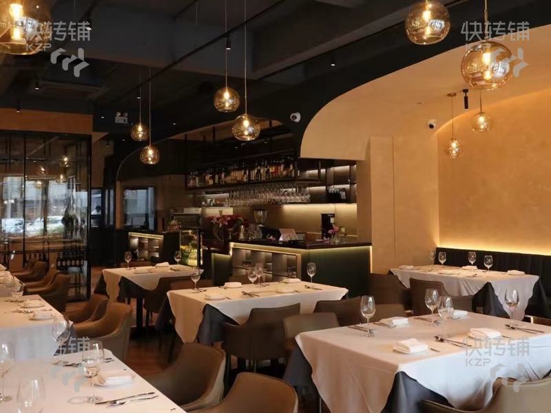 東城新世界花園西餐廳轉讓【上下兩層、精裝修、富人區(qū)，靠近酒吧街、星河傳說】