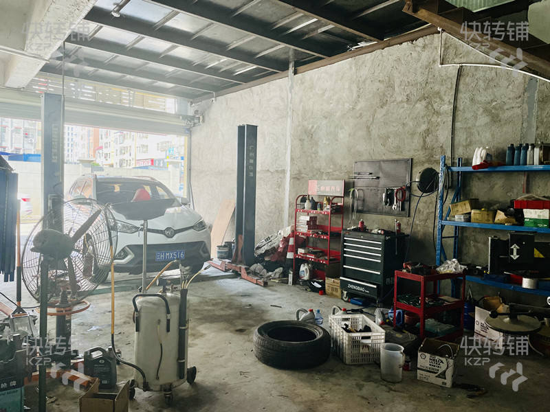 急轉~低價急轉！黃江汽車美容養護店轉讓【多年老店、附近有工廠、三個門面、合適各種汽車服務項目】