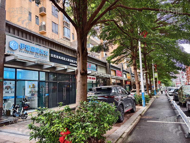 厚街展覽中心加盟‘干洗店’轉讓【經營2年多、近展覽中心地鐵口、小區多、附近無同行競爭】