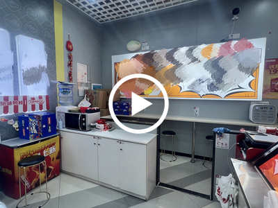 深圳寶安購物廣場小吃店空鋪轉讓【位置佳，商場一樓電梯出入口處，人流量大，對面是天虹】