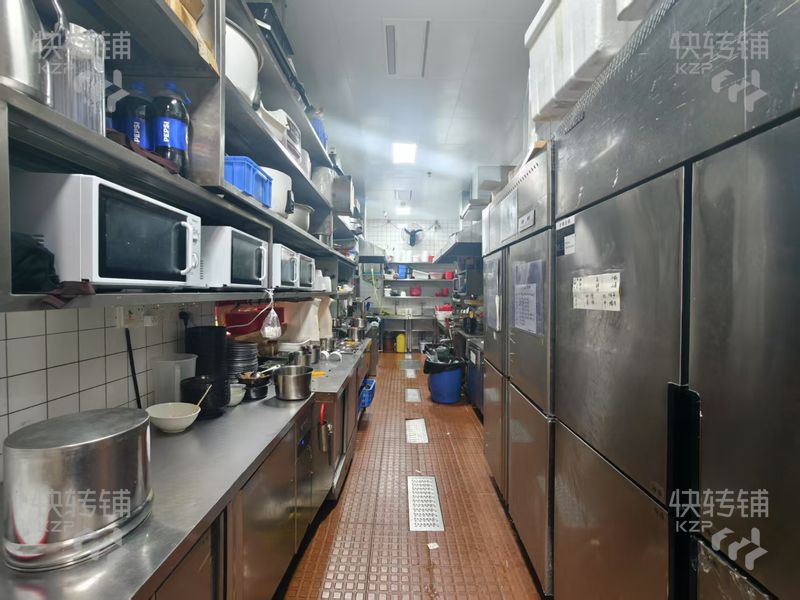 厚街‘大潤發’連鎖快餐店轉讓【商場出入口、旁邊蜜雪冰城、KFC、美食街地段、早中晚人流旺】