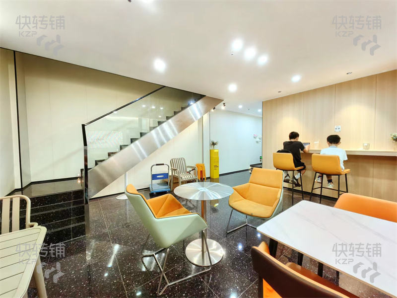 厚街“萬科城市廣場”奶茶店轉讓【高奢裝修，位置好，人流集中，周邊全大型住宅小區、中高端消費群體】